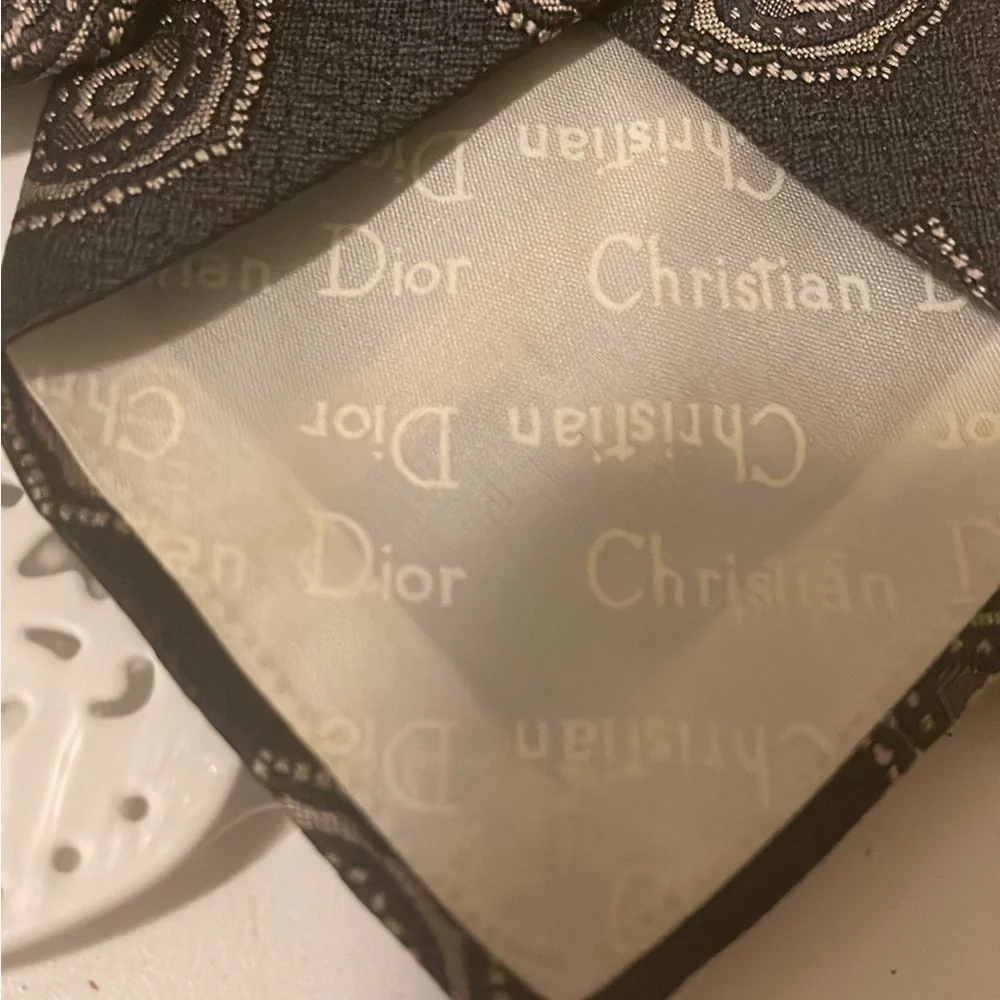 Christian Dior tie in like-new condition. Beautiful dark gray and cream tie